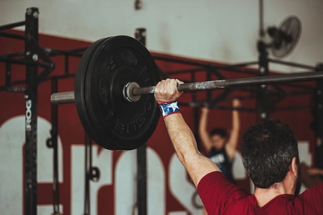 how to clean a barbell